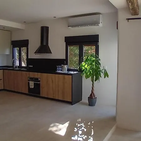 Primera Linea Villa