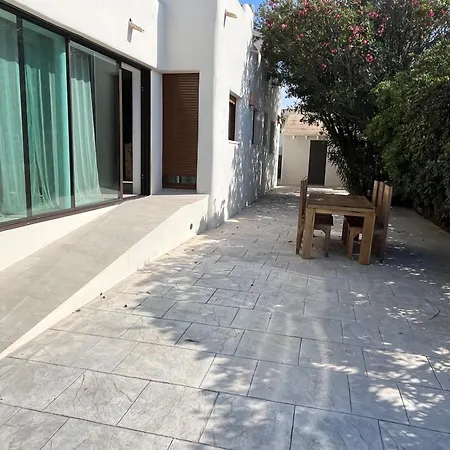 Villa Primera Linea